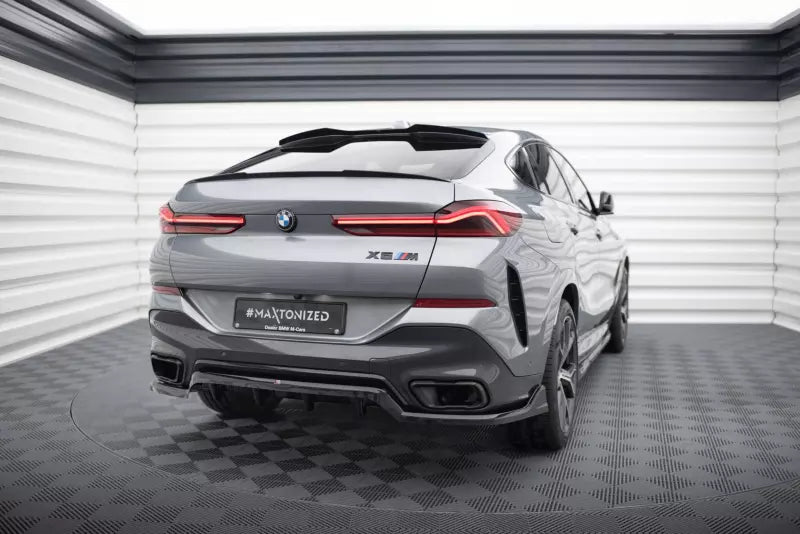 Maxton Design mittlerer Heckdiffusor DTM Look V.2 für BMW X6 M-Paket G06 Facelift Hochglanz schwarz – Ansicht 1