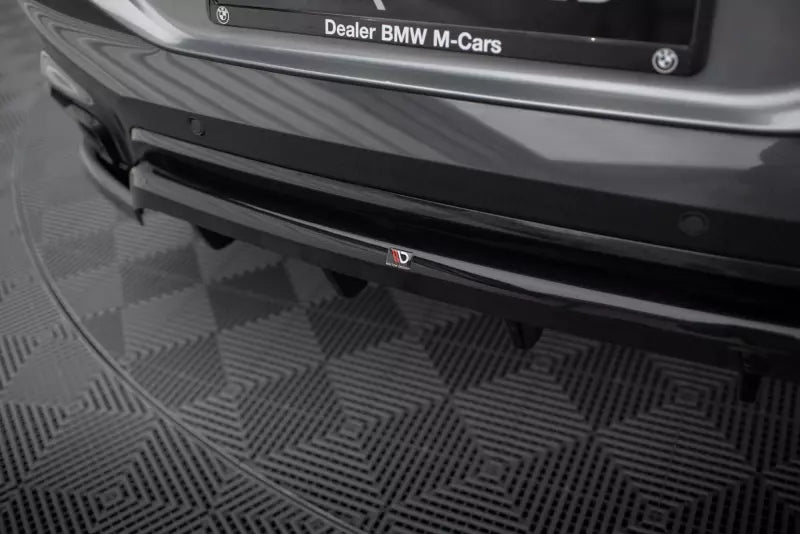 Maxton Design mittlerer Heckdiffusor DTM Look V.2 für BMW X6 M-Paket G06 Facelift Hochglanz schwarz – Ansicht 2
