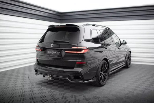 Maxton Design mittlerer Heckdiffusor DTM Look für BMW X7 M-Paket G07 Facelift Hochglanz schwarz – Ansicht 1