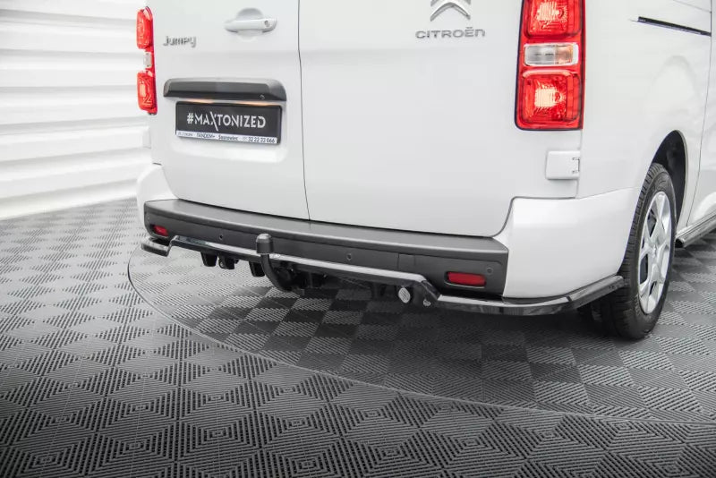 Maxton Design mittlerer Heckdiffusor DTM Look für Citroen Jumpy Mk3 Hochglanz schwarz – Ansicht 1