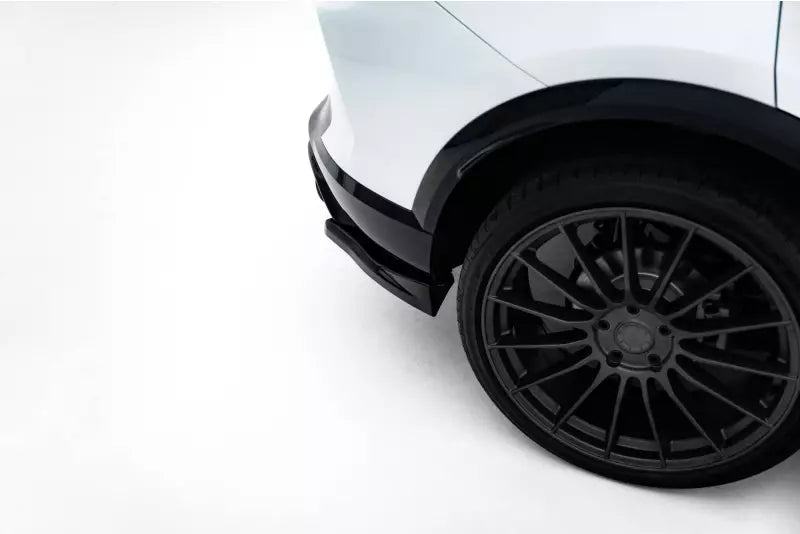Maxton Design Diffusor Flaps V.4 für Cupra Formentor Mk1 Hochglanz schwarz – Ansicht 2