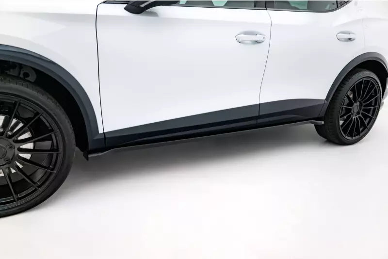 Maxton Design Seitenschweller (Paar) V.2 für Cupra Formentor Mk1 Hochglanz schwarz – Ansicht 1