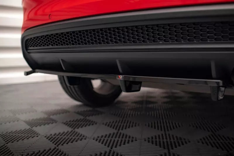 Maxton Design mittlerer Heckdiffusor DTM Look für Fiat 500X Sport Mk1 Facelift Hochglanz schwarz – Ansicht 3
