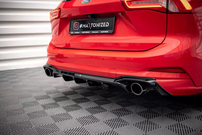 Maxton Design Heckdiffusor V.2 für Ford Focus Kombi ST Mk4 Hochglanz schwarz – Ansicht 2