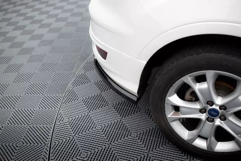 Maxton Design Diffusor Flaps für Ford Kuga ST-Line Mk2 Hochglanz schwarz – Ansicht 3