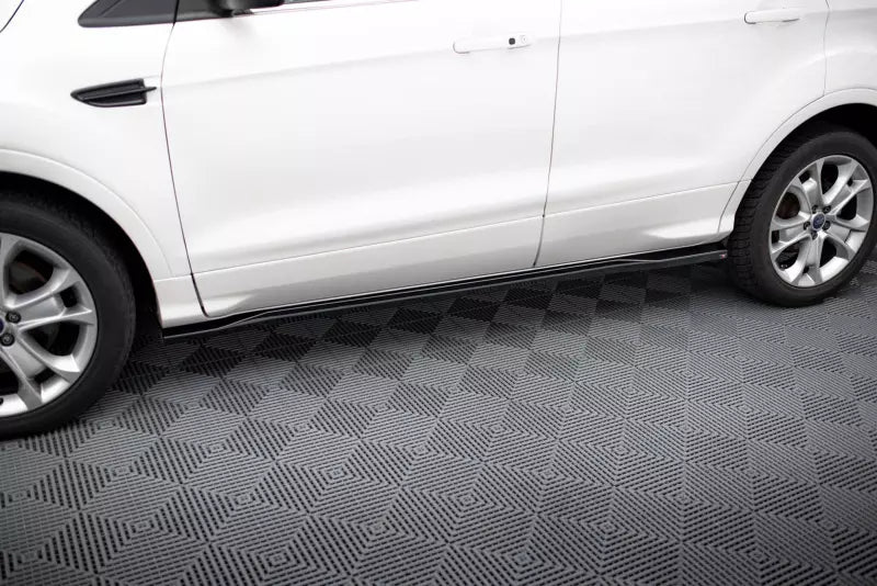 Maxton Design Seitenschweller (Paar) für Ford Kuga ST-Line Mk2 Hochglanz schwarz – Ansicht 1