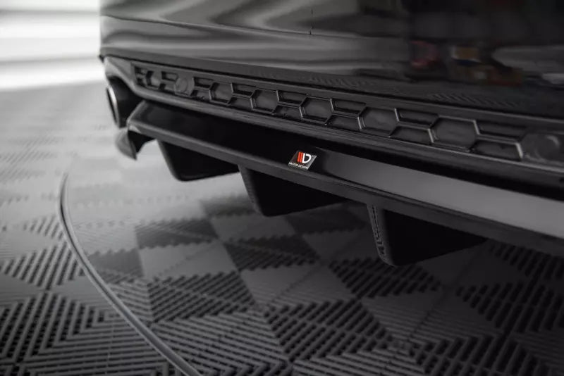 Maxton Design mittlerer Heckdiffusor DTM Look für Ford Mondeo ST-Line Mk4 Facelift Hochglanz schwarz – Ansicht 2