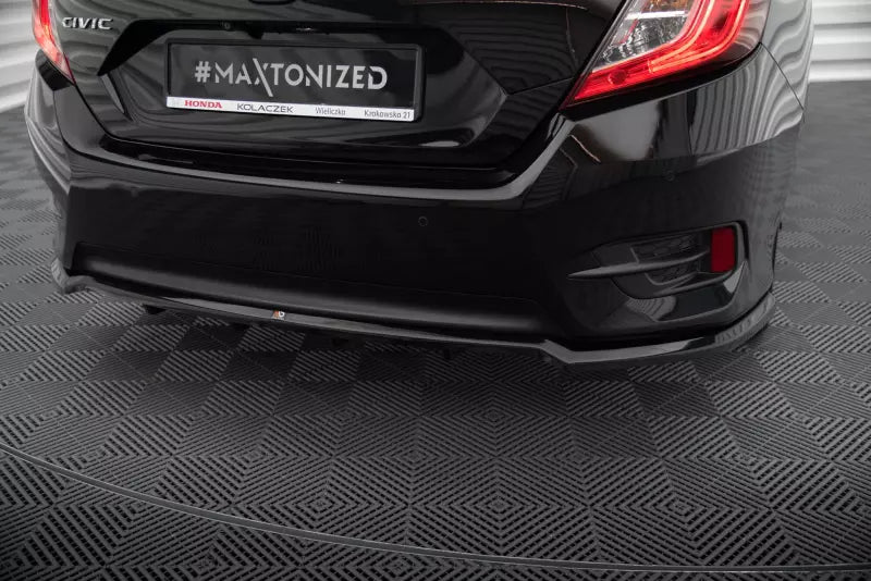 Maxton Design mittlerer Heckdiffusor DTM Look für Honda Civic Mk10 Hochglanz schwarz – Ansicht 1