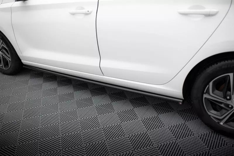 Maxton Design Seitenschweller (Paar) für Hyundai I30 Mk3 Facelift Hochglanz schwarz – Ansicht 3