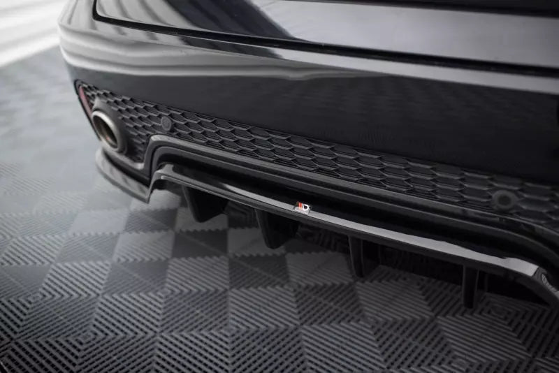 Maxton Design mittlerer Heckdiffusor DTM Look für Jaguar E-Pace R-Dynamic Mk1 Hochglanz schwarz – Ansicht 3