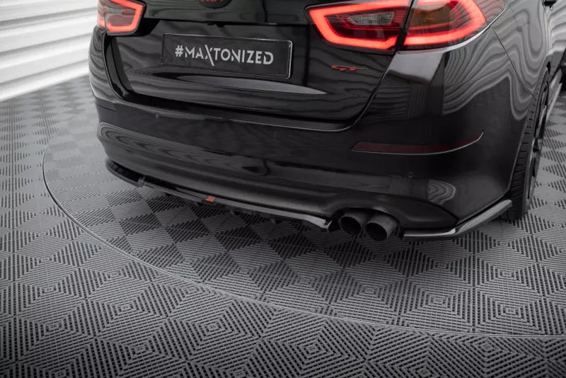 Maxton Design mittlerer Heckdiffusor DTM Look für Kia Optima Mk3 Hochglanz schwarz – Ansicht 1
