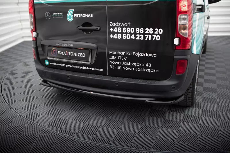 Maxton Design Heckdiffusor für Mercedes-Benz Citan Mk1 Hochglanz schwarz – Ansicht 1