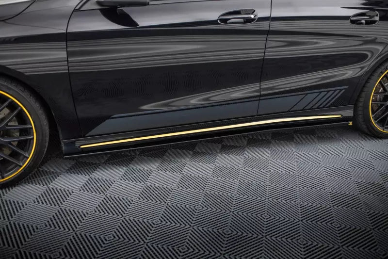 Maxton Design Seitenschweller (Paar) für Mercedes-AMG CLA 45 C117 Facelift Hochglanz schwarz – Ansicht 1