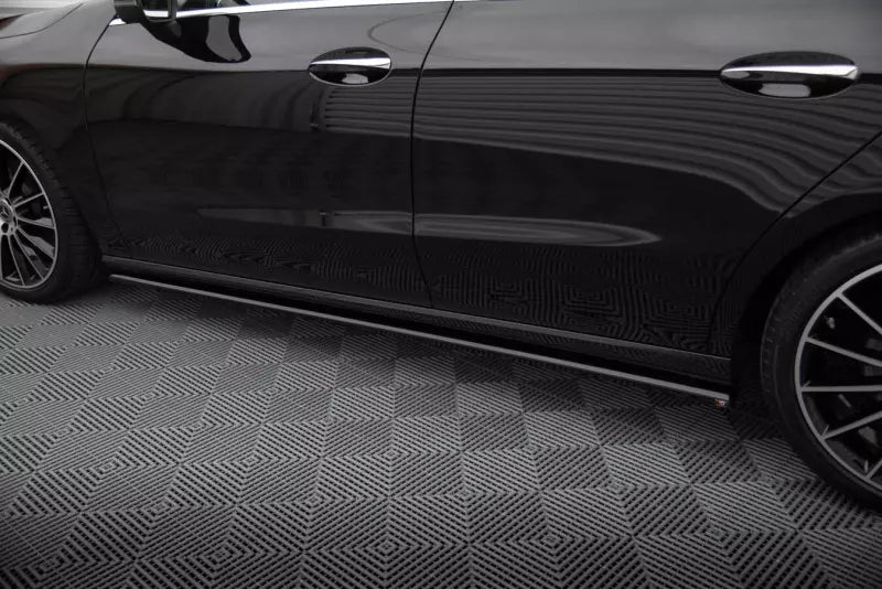 Maxton Design Seitenschweller (Paar) für Mercedes-Benz CLA C118 Hochglanz schwarz – Ansicht 3