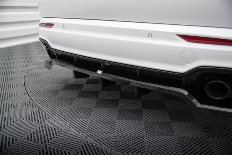 Maxton Design mittlerer Heckdiffusor DTM Look für Maserati Grecale GT / Modena Mk1 Hochglanz schwarz – Ansicht 2