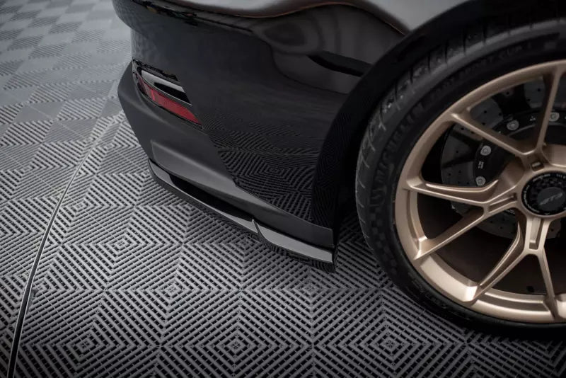 Maxton Design Diffusor Flaps für Porsche 911 992 GT3 Hochglanz schwarz – Ansicht 4