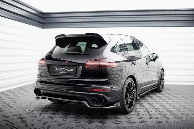 Maxton Design mittlerer Heckdiffusor DTM Look für Porsche Cayenne Mk2 Facelift Hochglanz schwarz – Ansicht 2