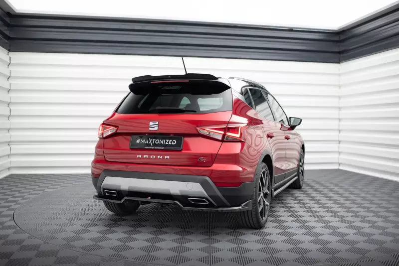 Maxton Design mittlerer Heckdiffusor DTM Look für Seat Arona FR Mk1 Hochglanz schwarz – Ansicht 2
