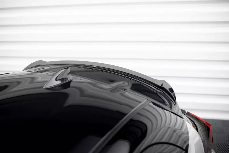 Maxton Design Heckspoiler Lippe für Toyota Yaris GR Sport Mk4 Hochglanz schwarz – Ansicht 2