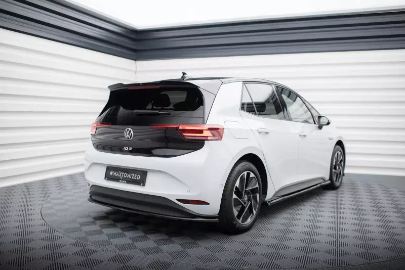 Maxton Design Heckspoiler Lippe für Volkswagen ID.3 Mk1 Hochglanz schwarz – Ansicht 2