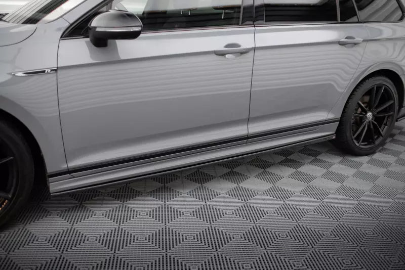 Maxton Design Seitenschweller (Paar) für VW Passat R-Line B8 Facelift Hochglanz schwarz – Ansicht 1