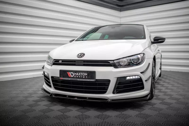 Maxton Design Frontlippe V.3 für Volkswagen Scirocco R Mk3 Hochglanz schwarz – Ansicht 1