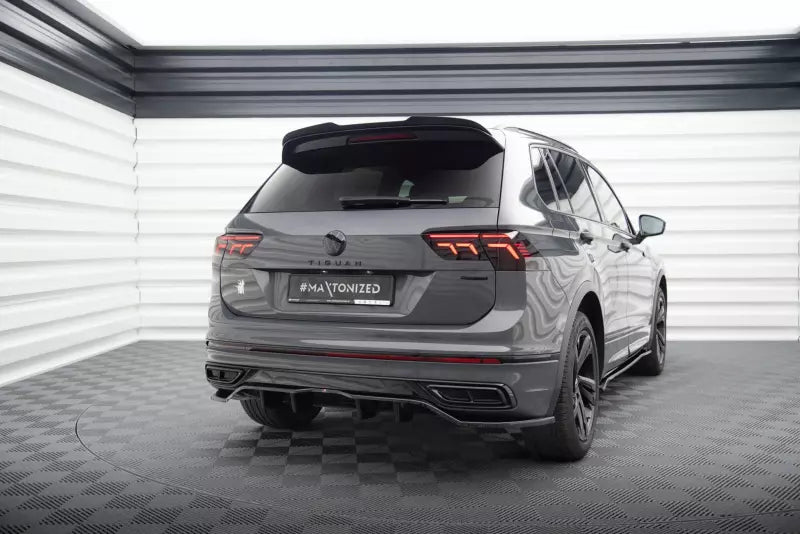 Maxton Design mittlerer Heckdiffusor DTM Look für Volkswagen Tiguan R-Line Mk2 Facelift Hochglanz schwarz – Ansicht 2