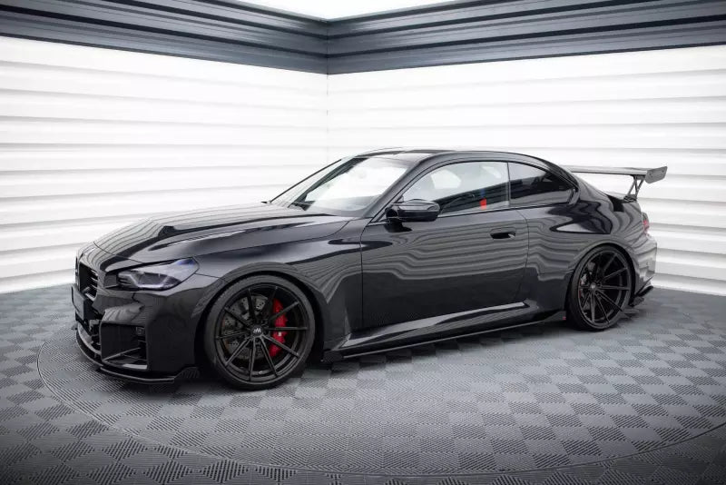 Maxton Design Street Pro Seitenschweller (Paar) für BMW M2 G87 Schwarz mit Hochglanz Flaps – Ansicht 2