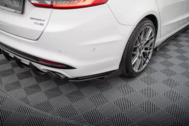 Maxton Design Street Pro Diffusor Flaps für Ford Mondeo Sport Mk5 Facelift / Fusion Sport Mk2 Facelift matt Schwarz mit Hochglanz Flaps – Ansicht 1