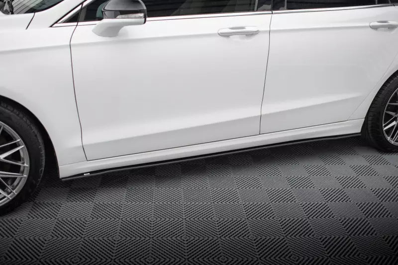 Maxton Design Street Pro Seitenschweller (Paar) für Ford Mondeo Sport Mk5 Facelift / Fusion Sport Mk2 Facelift Schwarz matt – Ansicht 1