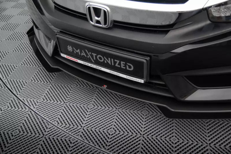 Maxton Design Street Pro Frontlippe für Honda Civic Mk10 Schwarz mit Hochglanz Flaps – Ansicht 3