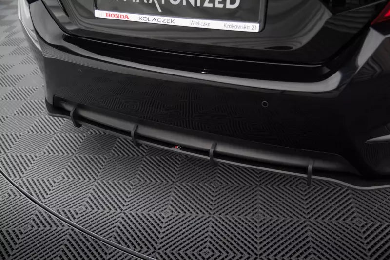 Maxton Design Street Pro Heckdiffusor für Honda Civic Mk10 Schwarz – Ansicht 2