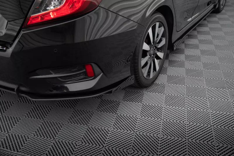 Maxton Design Street Pro Heckdiffusor-Flaps für Honda Civic Mk10 – Ansicht 2