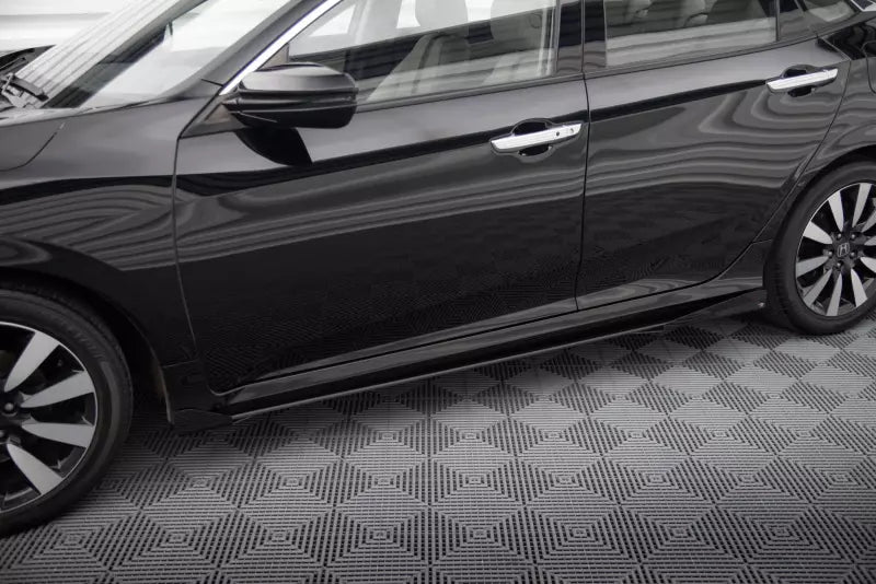 Maxton Design Street Pro Seitenschweller (Paar) für Honda Civic Mk10 Schwarz mit Hochglanz Flaps – Ansicht 1