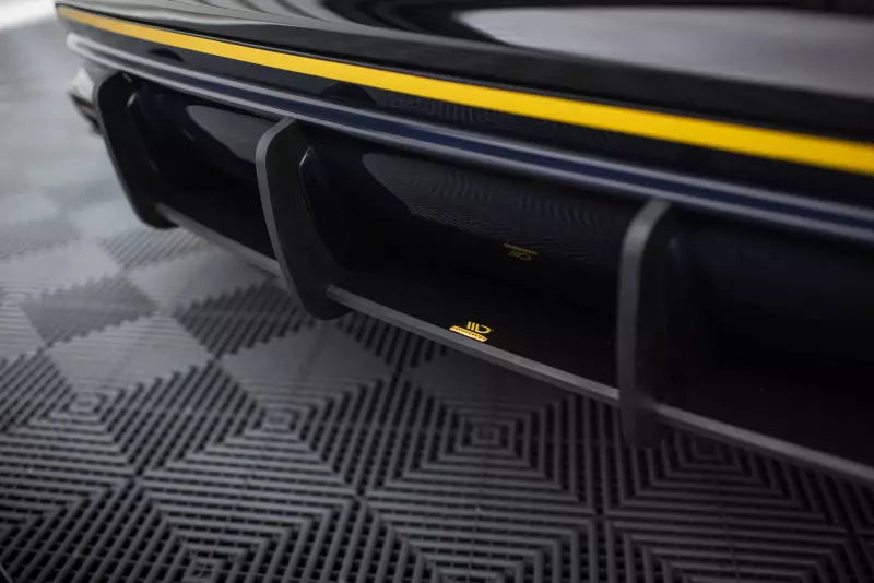 Maxton Design Street Pro Heckdiffusor für Mercedes-AMG CLA 45 C117 Facelift Schwarz – Ansicht 4