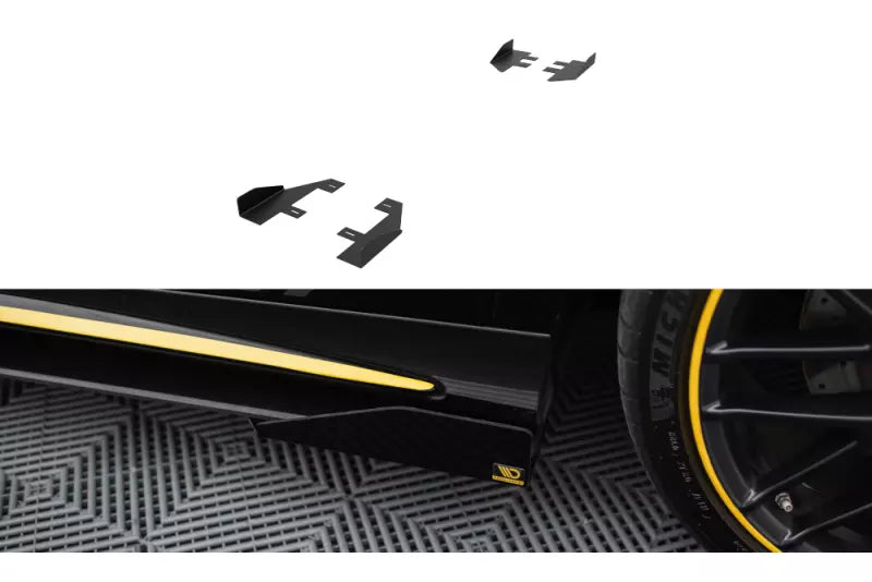 Maxton Design Street Pro Seitenschweller-Flaps für Mercedes-AMG CLA 45 C117 Facelift – Ansicht 1