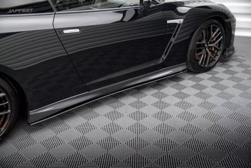 Maxton Design Street Pro Seitenschweller (Paar) für Nissan GTR R35 Facelift Schwarz matt – Ansicht 2