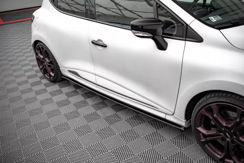 Maxton Design Street Pro Seitenschweller (Paar) für Renault Clio RS Mk4 Schwarz matt – Ansicht 2