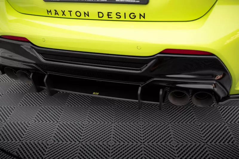 Maxton Design Street Pro Heckdiffusor V.3 für BMW 1er F40 M-Paket / M135i Schwarz matt – Ansicht 1