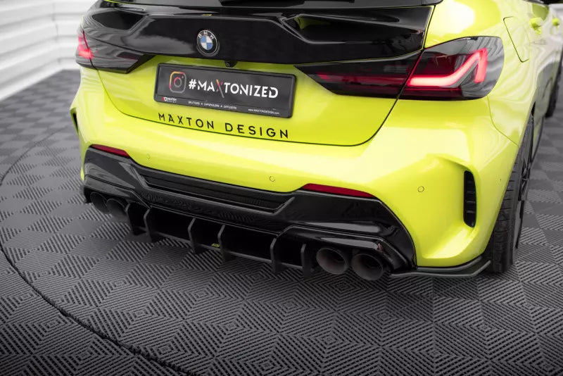 Maxton Design Street Pro Heckdiffusor V.4 für BMW 1er F40 M-Paket / M135i Schwarz matt – Ansicht 1