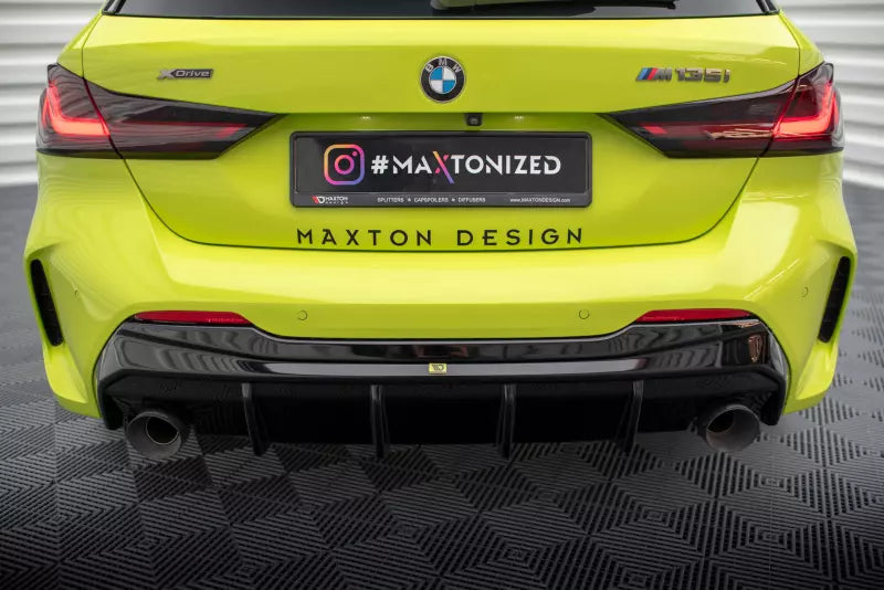 Maxton Design Heckdiffusor V.3 für BMW 1er F40 M-Paket/ M135i (Einzelauspuff-Version) – Ansicht 4