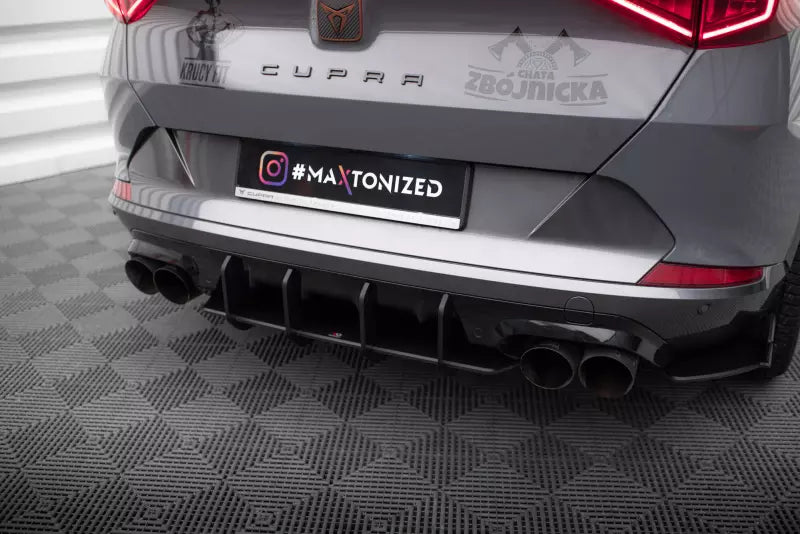 Maxton Design Street Pro Heckdiffusor für Cupra Formentor Mk1 Schwarz matt – Ansicht 1