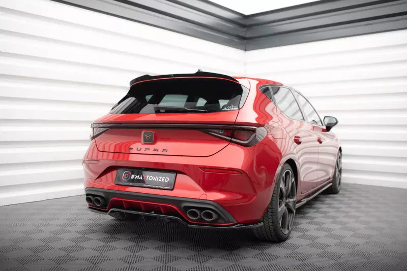 Maxton Design mittlerer Heckdiffusor DTM Look für Cupra Leon Hatchback Mk1 Hochglanz schwarz – Ansicht 2