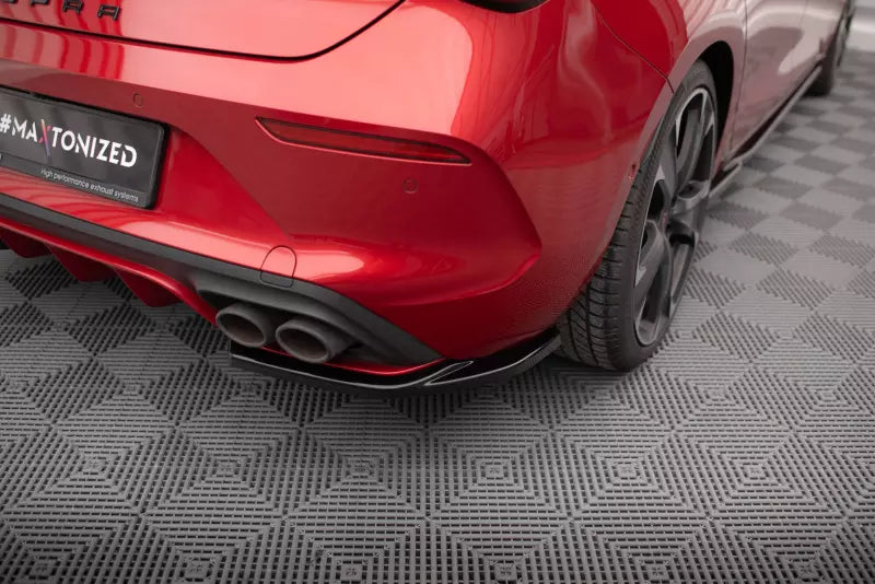Maxton Design Diffusor Flaps für Cupra Leon Hatchback Mk1 Hochglanz schwarz – Ansicht 1