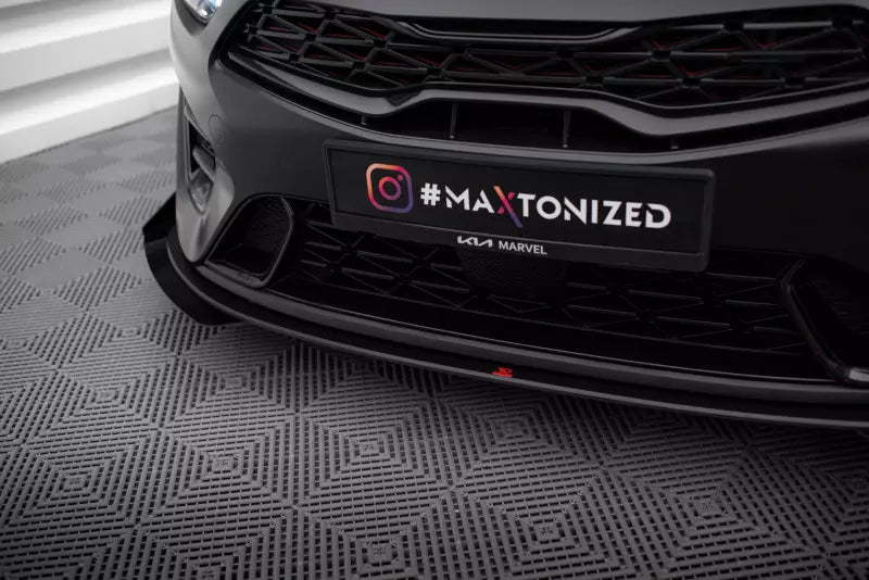 Maxton Design Street Pro Frontlippe für Kia Proceed GT Mk1 Facelift Schwarz mit Hochglanz Flaps – Ansicht 4