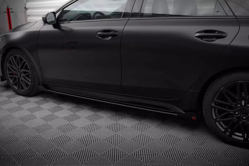 Maxton Design Street Pro Seitenschweller (Paar) für Kia Proceed GT Mk1 Facelift Schwarz mit Hochglanz Flaps – Ansicht 3