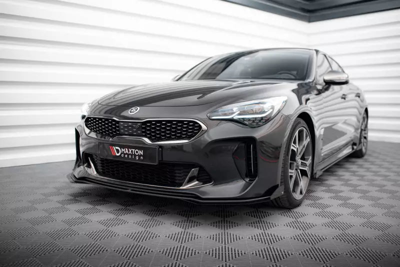 Maxton Design Front Flaps Kia Stinger GT / GT-Line Mk1 Hochglanz schwarz – Ansicht 3