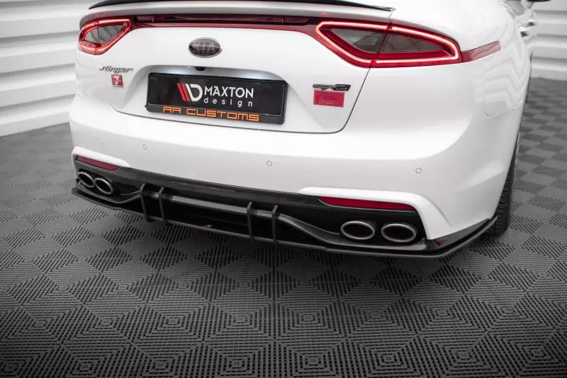 Maxton Design Street Pro Heckdiffusor V.2 für Kia Stinger GT-Line Mk1 Schwarz matt – Ansicht 2