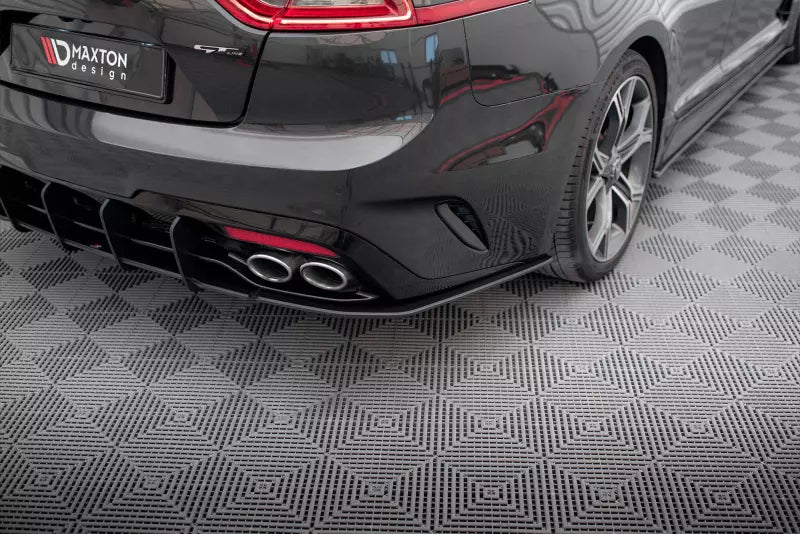 Maxton Design Street Pro Diffusor Flaps für Kia Stinger GT-Line Mk1 Schwarz matt – Ansicht 1
