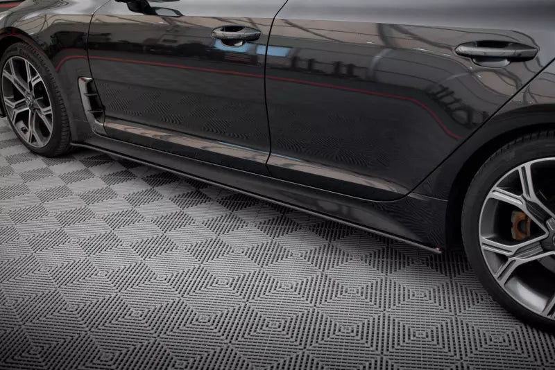 Maxton Design Street Pro Seitenschweller (Paar) für Kia Stinger GT-Line Mk1 Schwarz matt – Ansicht 2